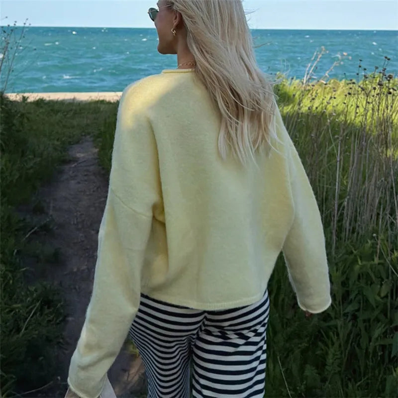 Gul långärmad tröja med rund halsringning för dam