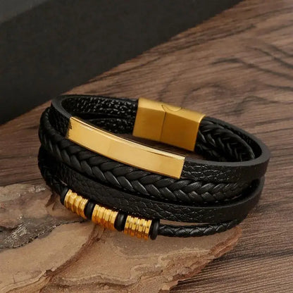 Herrarmband i flätad konstläderstil med graveringsbar detalj – Trendigt accessoar för vardag och fest