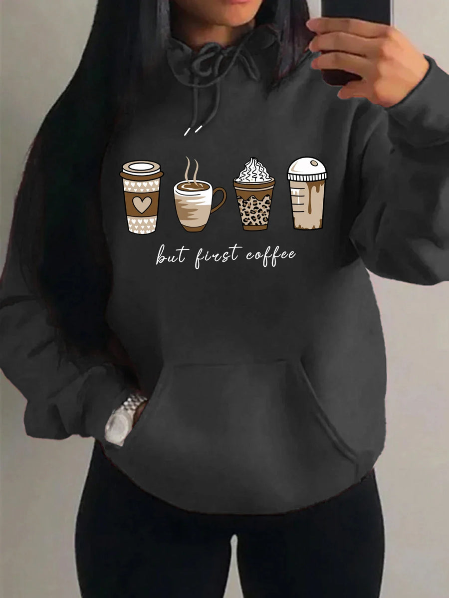 Huvtröja med "but first coffee"-tryck, känguruficka och dragsko