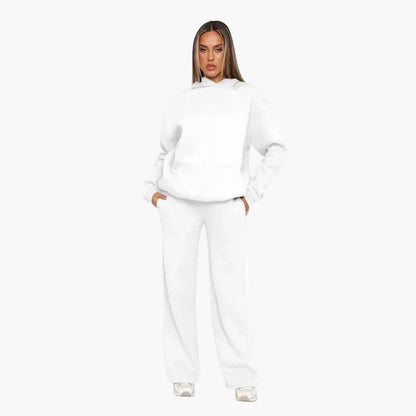 Damset med Hoodie och Vida Byxor – Avslappnad och Trendig Vardagsoutfit