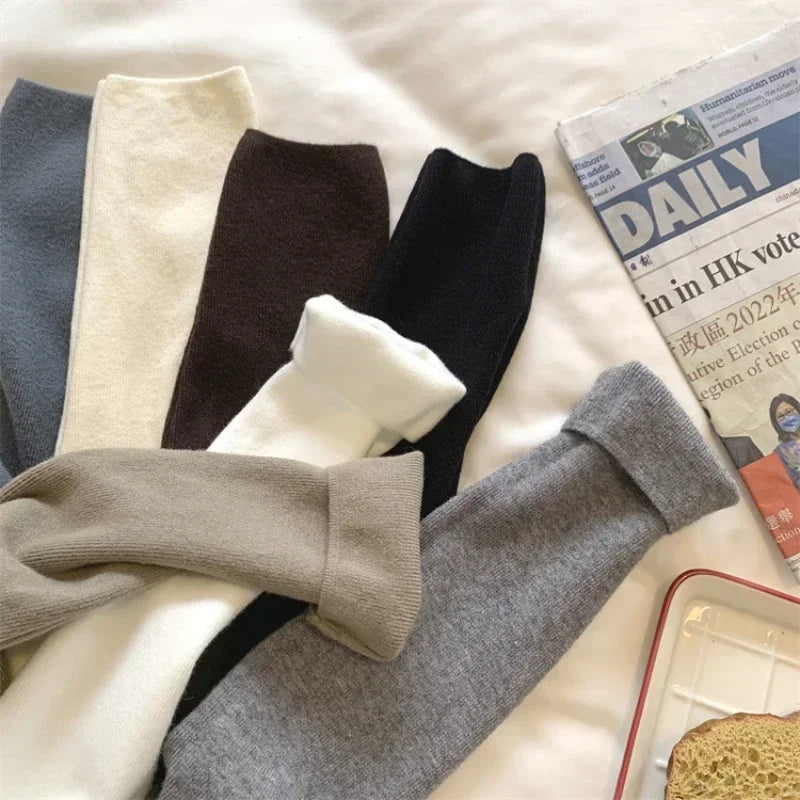 Långärmad Mockneck Tröja för Dam i Mjukt Material