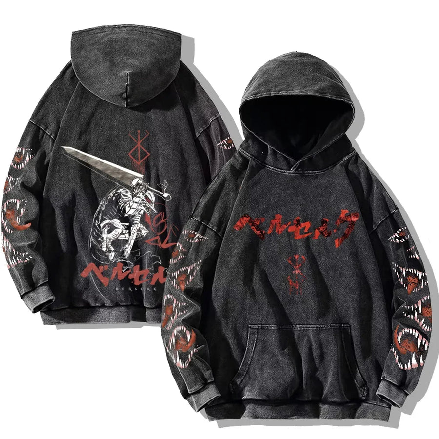 Svart huvtröja med tvättad look och tryck, Unisex Berserk-inspirerad hoodie