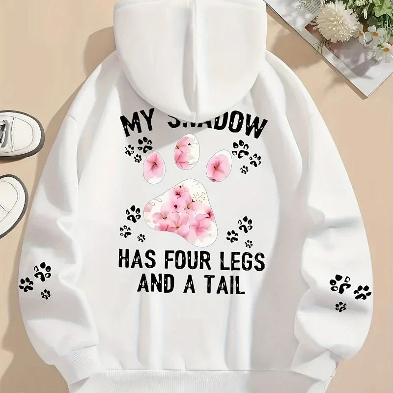Hoodie med "My Shadow Has Four Legs And A Tail" tryck och blommiga tassar