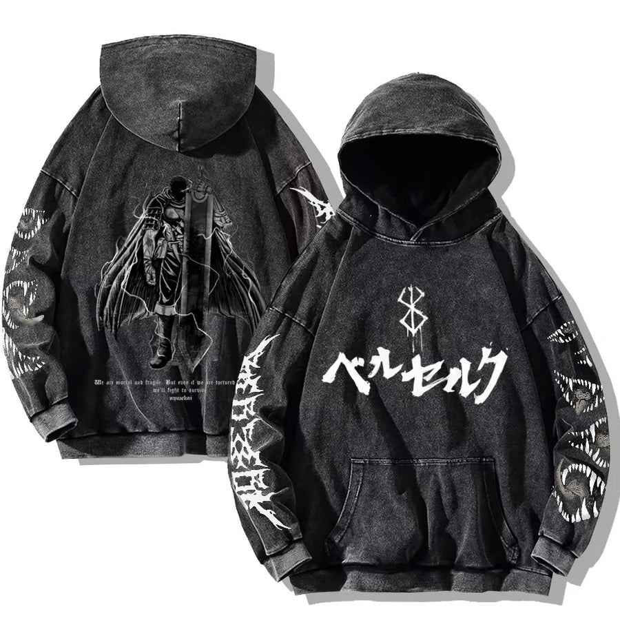Svart huvtröja med tvättad look och tryck, Unisex Berserk-inspirerad hoodie