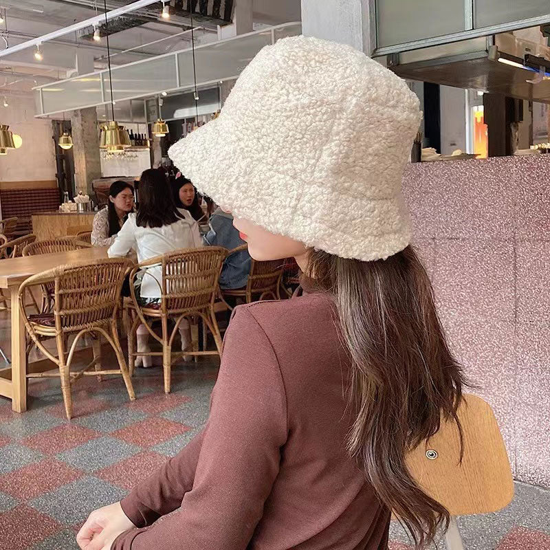 Svart mjuk teddy bucket hat