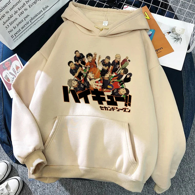 Hoodie med Karasuno Volleyball Club-tryck, beige/svart, unisex