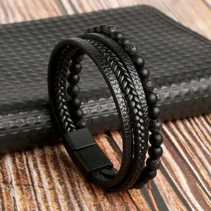 Herrarmband i flätad konstläderstil med graveringsbar detalj – Trendigt accessoar för vardag och fest