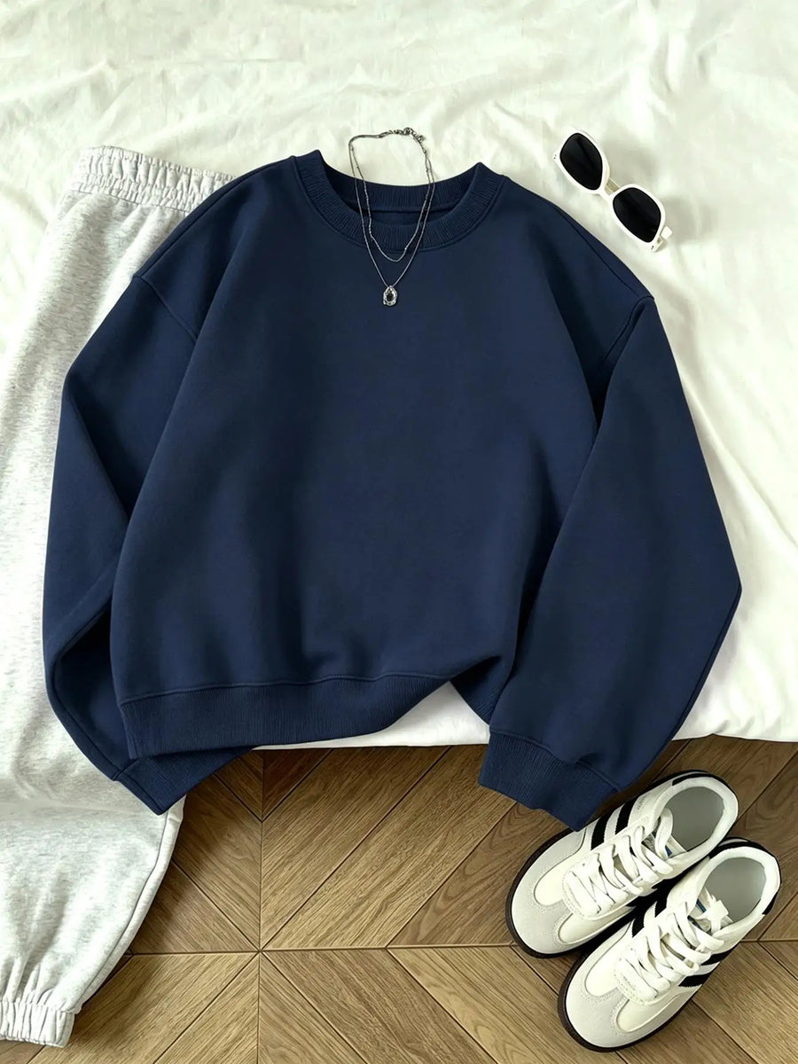 Mjuk rundhalsad sweatshirt för dam, avslappnad passform