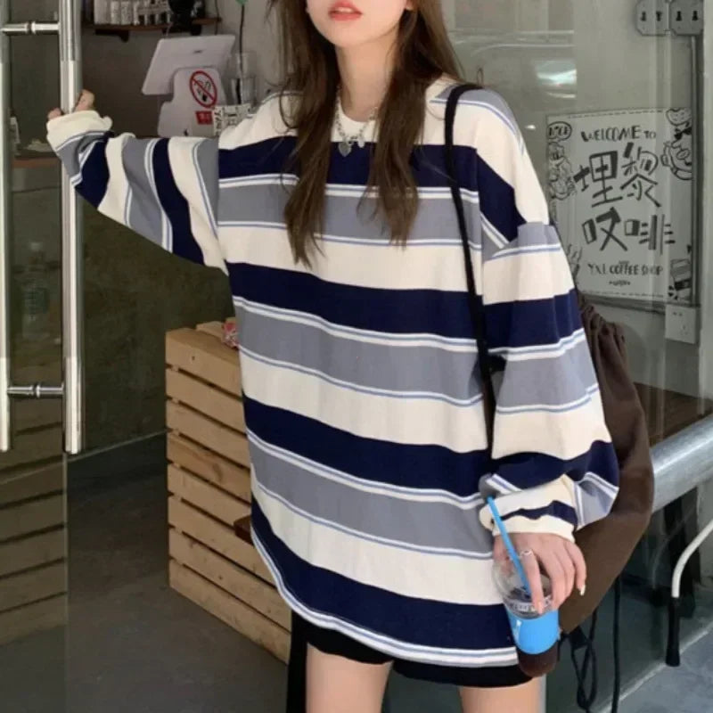 Randig långärmad T-shirt oversized i mjukt material