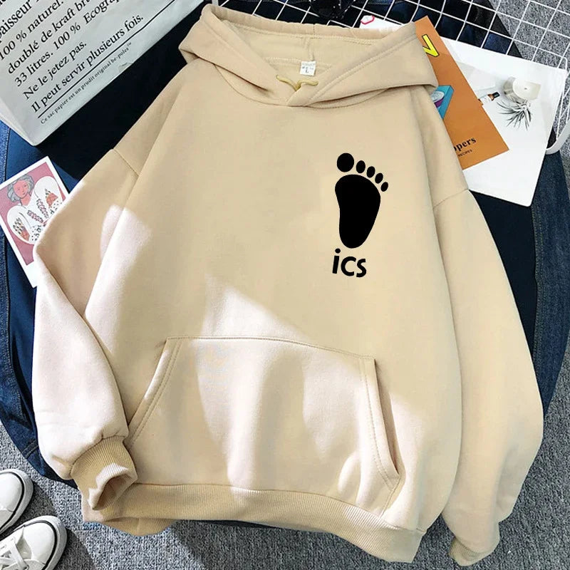 Hoodie med Karasuno Volleyball Club-tryck, beige/svart, unisex