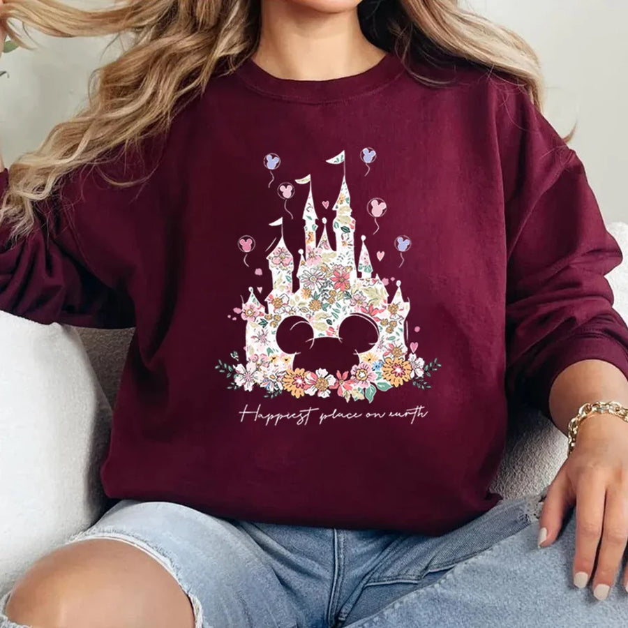 Vit sweatshirt med slottstryck och blommor, långärmad tröja