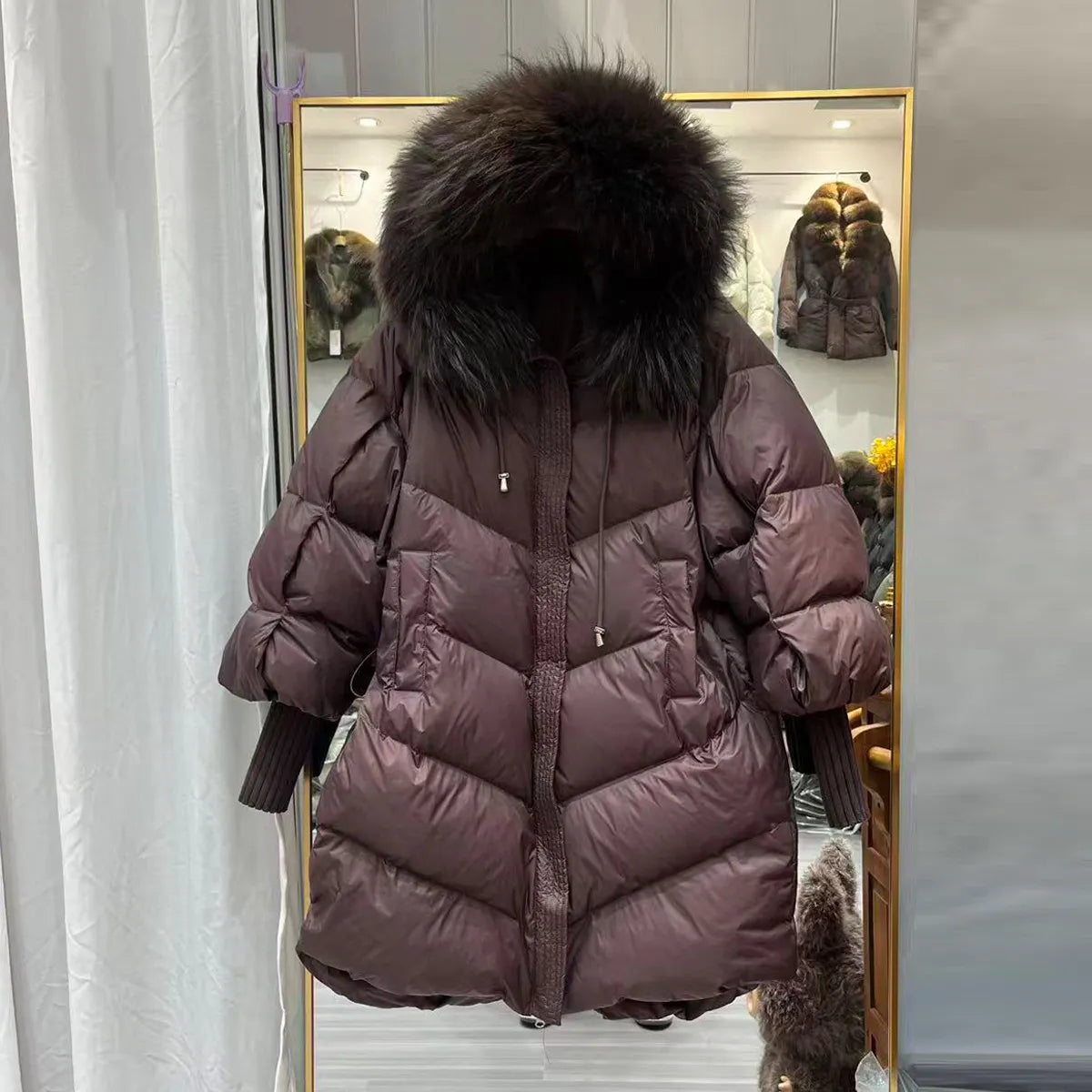 Varm dunjacka med huva och pälskant för kvinnor, vadderad vinterkappa