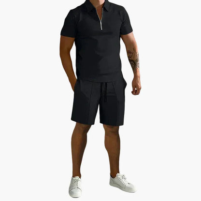 Herrset med pikétröja och shorts – Elegant och avslappnad sommarstil för vardag och fritid