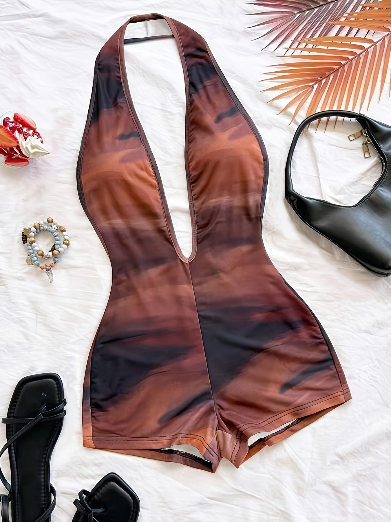 Dam Playsuit Djurmönstrad Halterneck Djärv Sommarfest Look