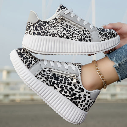 Damsneakers med leopardmönster och platåsula – Trendiga vardagsskor