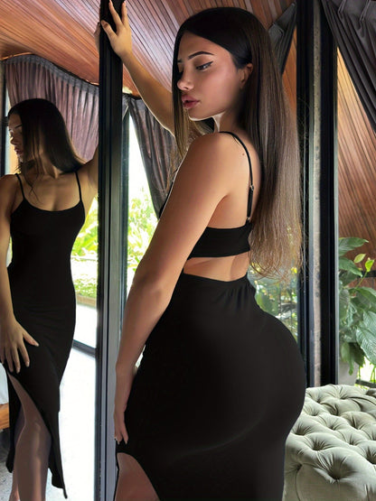 Damers figurnära maxiklänning för kväll och fest – elegant bodycon med smala axelband