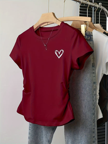 Dam T-shirt med hjärtmotiv och smickrande passform – Trendigt vardagsplagg
