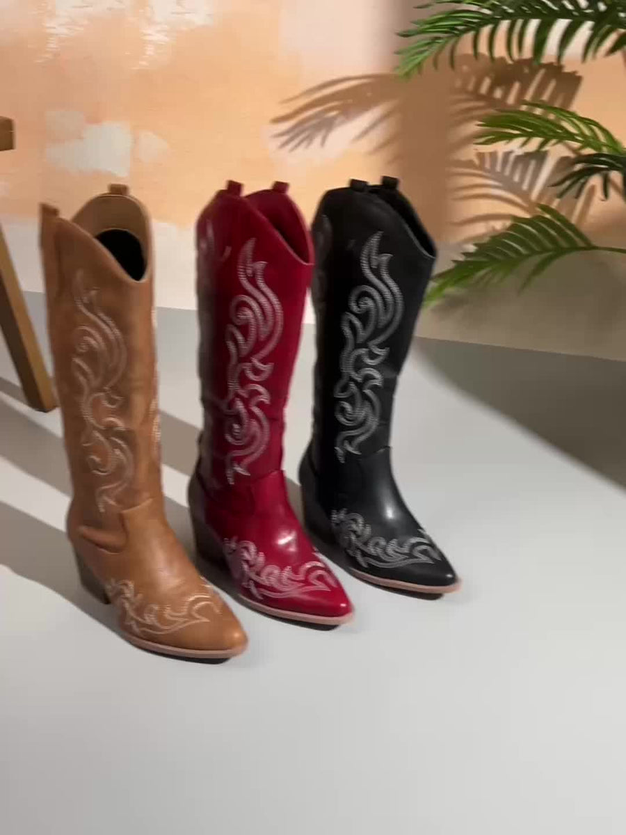 Cowboy Stövlar för Dam med Broderade Detaljer och Kilklack