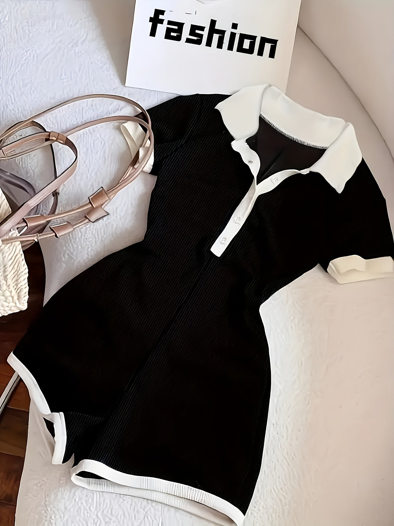 Dam Playsuit Kortärmad Sportig Sommar Romper med Krage och Knappdetalj