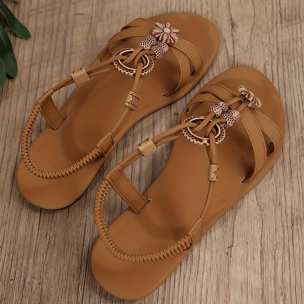 Dam Sandaler – Bohemisk Sommarstil med Dekorativa Remmar och Blomdetaljer – Avslappnat och Bekvämt Val