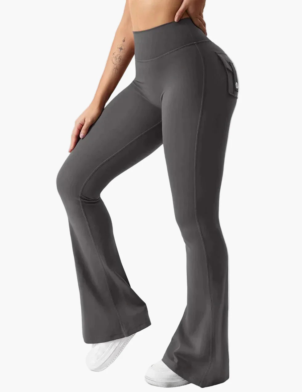 Dam Cargo Bootcut Träningsleggings med Fickor och Rumplyftande Effekt – Perfekta för Gym och Aktiv Livsstil