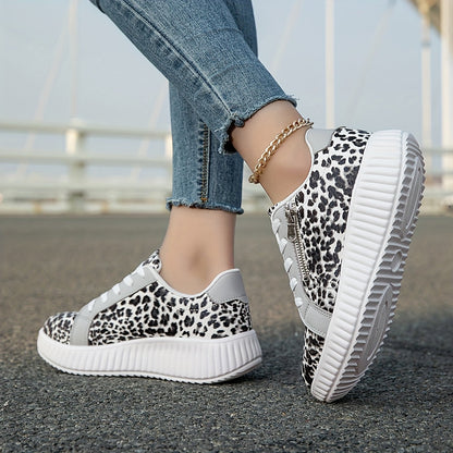 Damsneakers med leopardmönster och platåsula – Trendiga vardagsskor