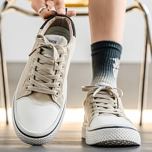 Herrsneakers i avslappnad streetstil för vardagsbruk och promenader