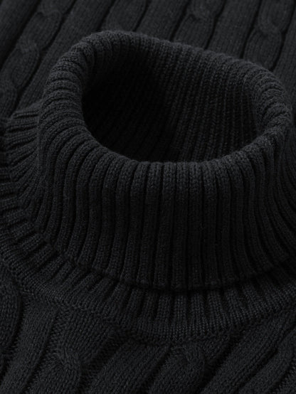 Herrarnas stickade polotröja med kabelmönster – elegant vardagsstil