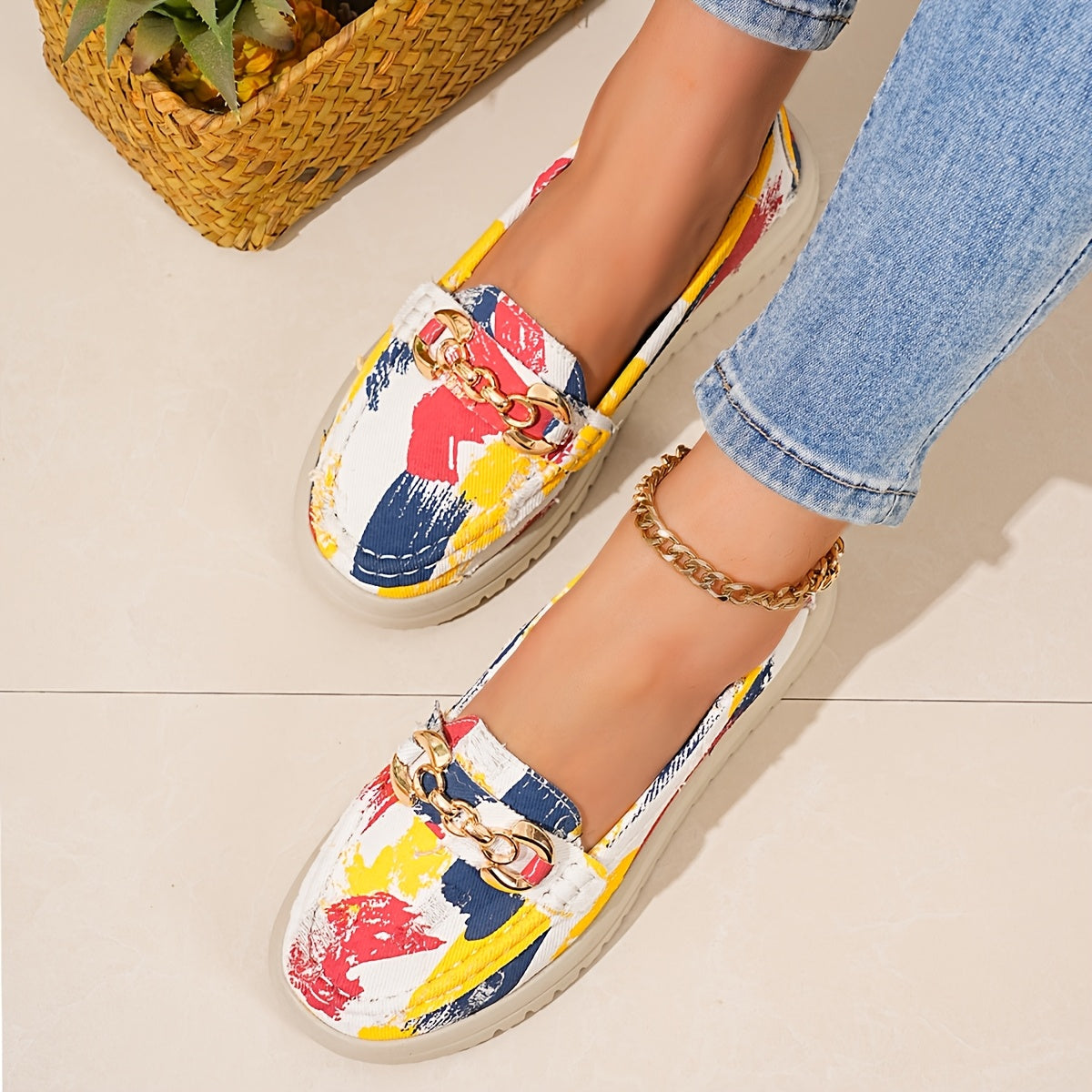 Damloafers med kedjedekor – Modern Slip-on för Vardagsbruk och Mode