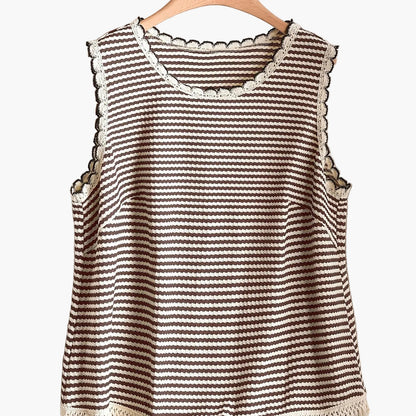 Dam Linne i Elegant Randig Stil med Fransdetaljer – Perfekt för Vår och Sommar