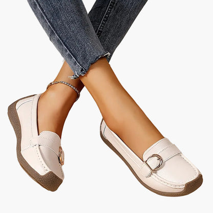 Damloafers med elegant spänne – Bekväma och stilrena vardagsskor för kvinnor