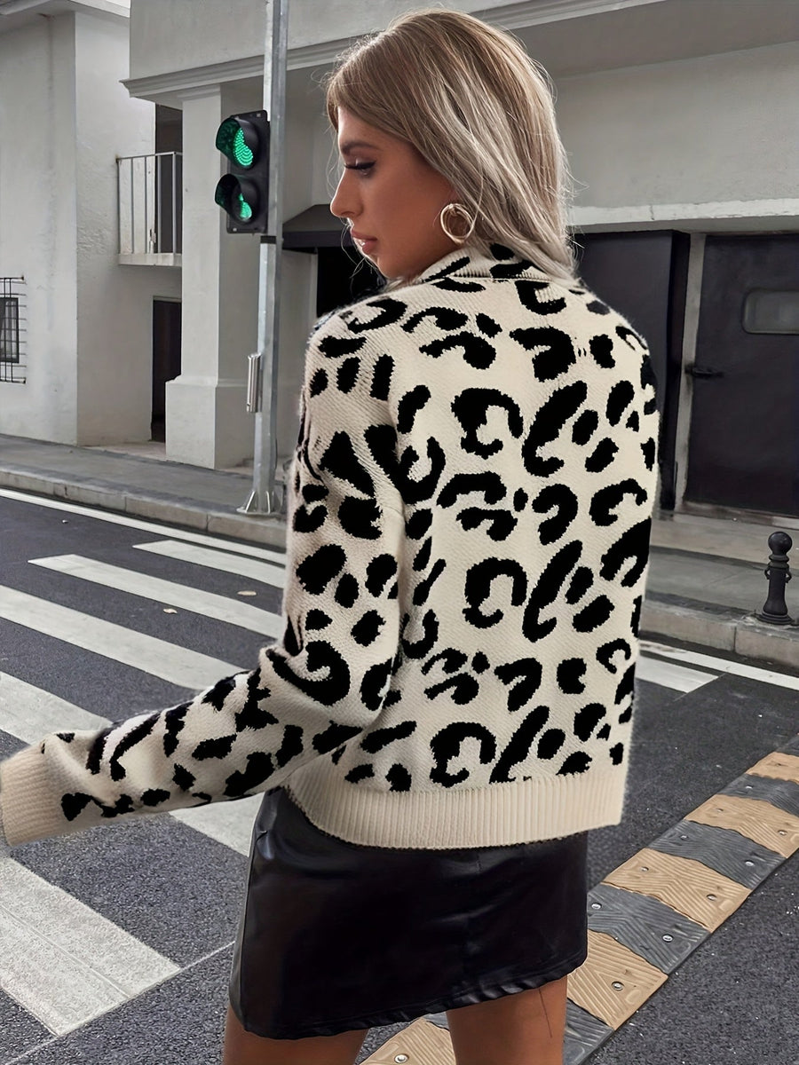 Leopardmönstrad Krage Tröja i Beige Svart med Lång Ärm