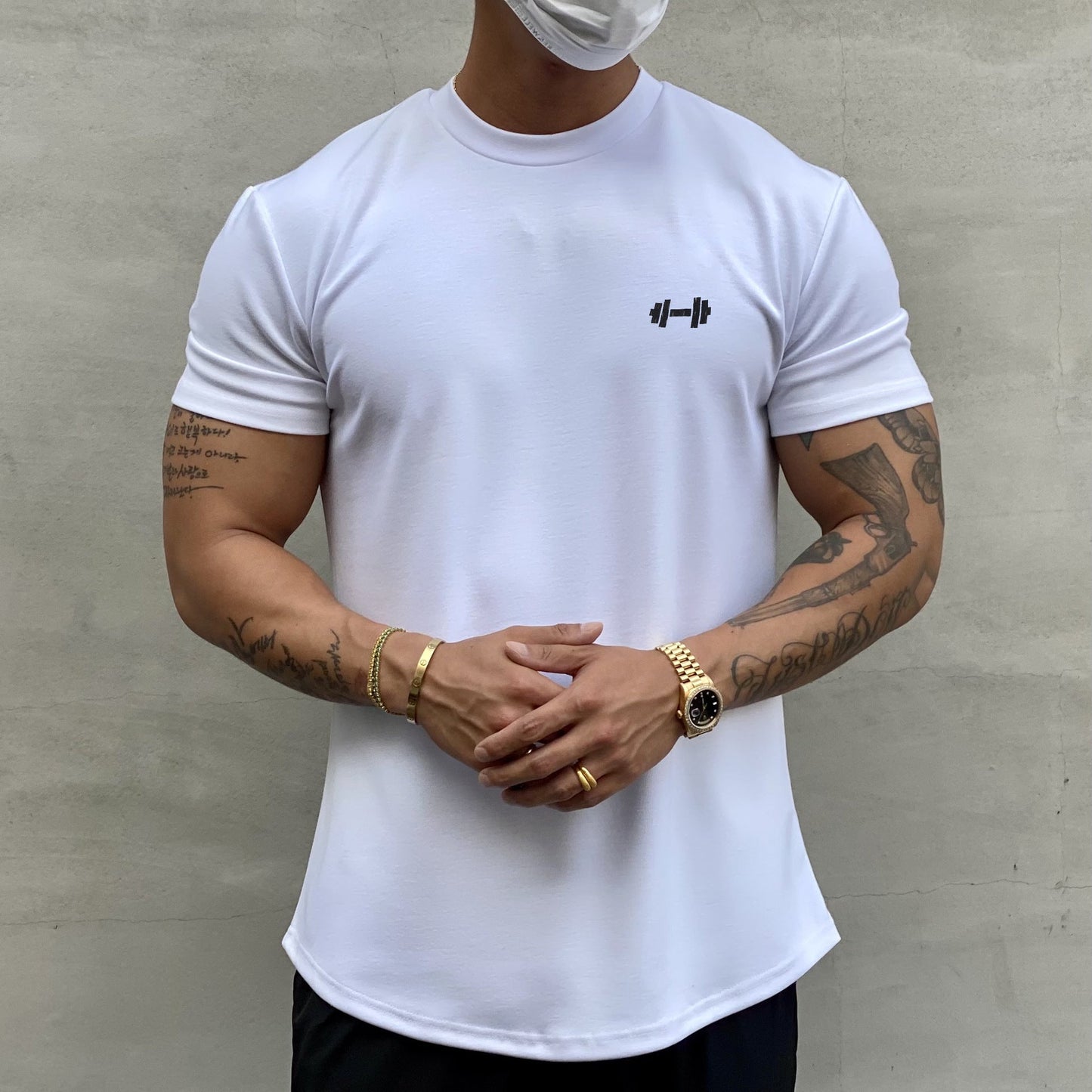 Donald – Amerikansk Slim Fit Muskel Rundad Hem T-shirt med Korta Ärmar