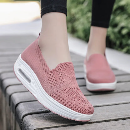 Damskor slip-on sneakers för komfort och vardag – ergonomisk design och stödjande sula