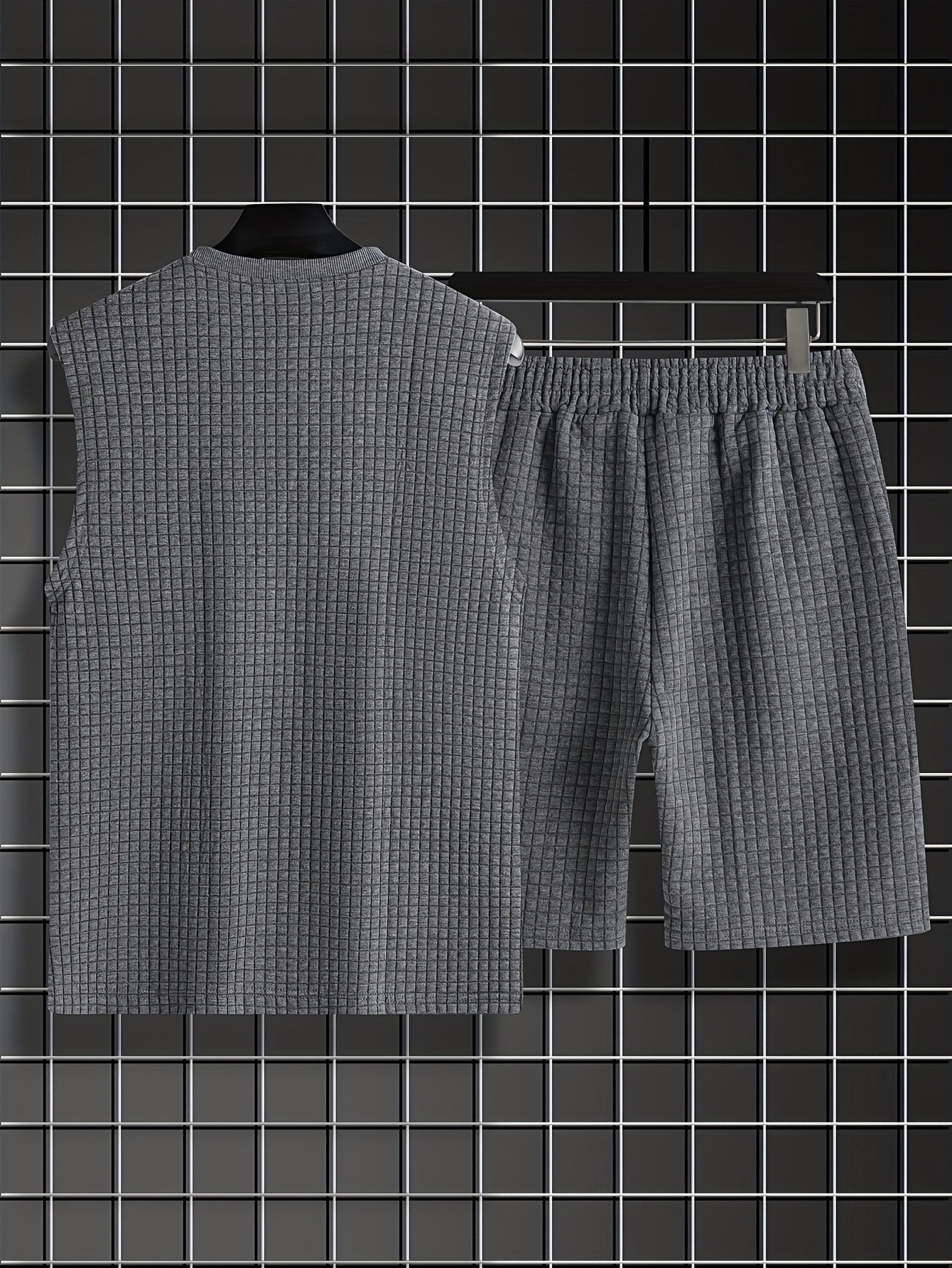 Herrarnas avslappnade sommarset – Ärmlös topp och shorts i rutigt, sportig och vardaglig stil