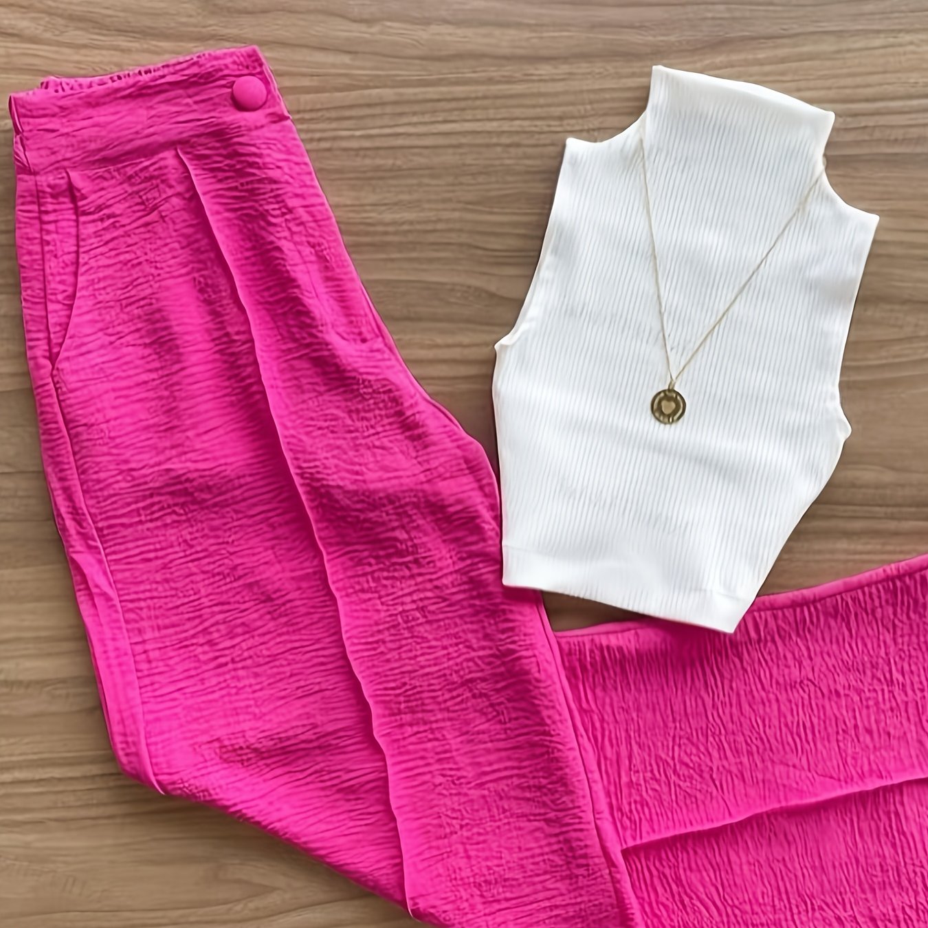 Damset – Elegant ärmlös topp och vida byxor, perfekt för vår och sommar