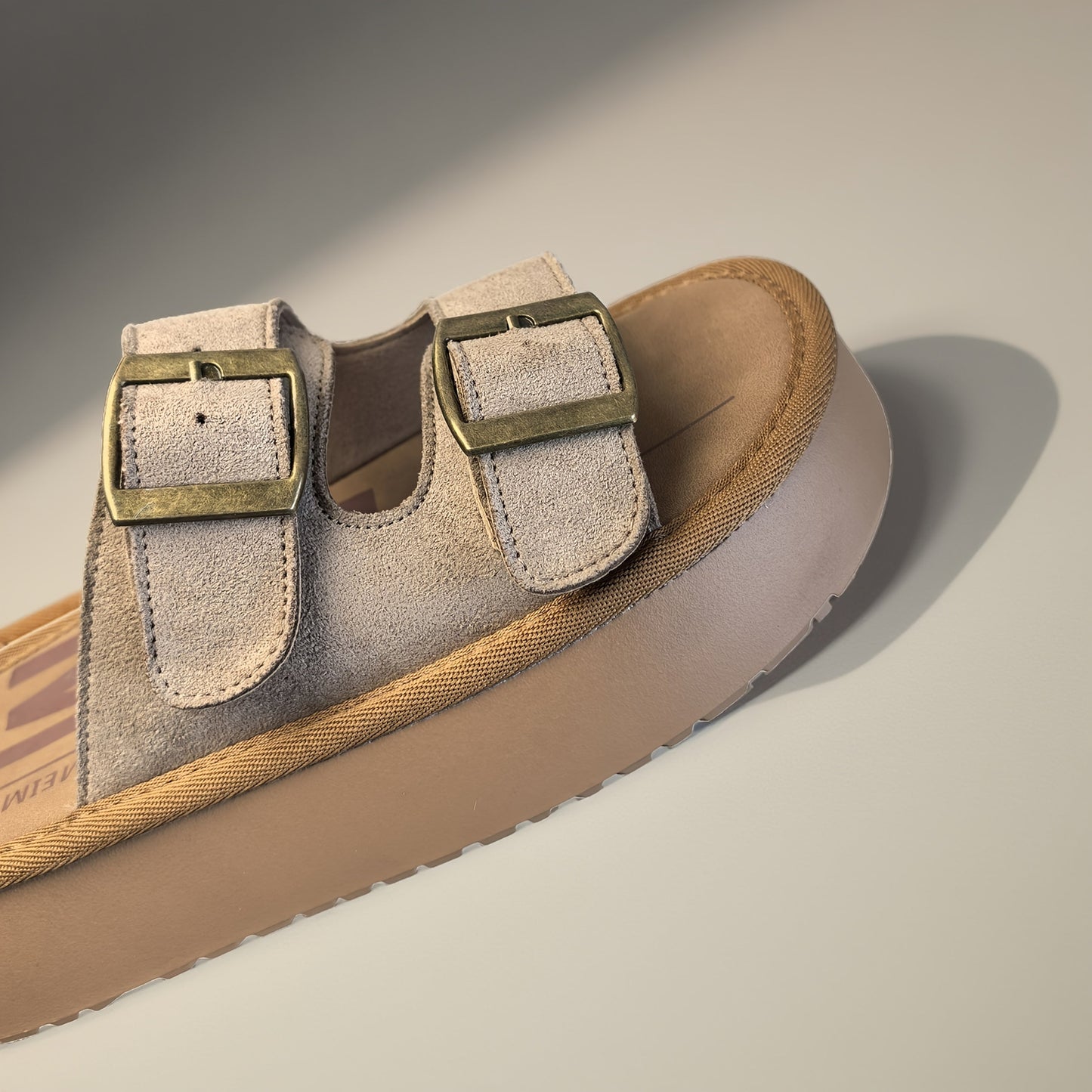 Dam Sandaler med Plattform och Justerbara Spännen – Trendiga Stadssandaler för Vardagsbruk