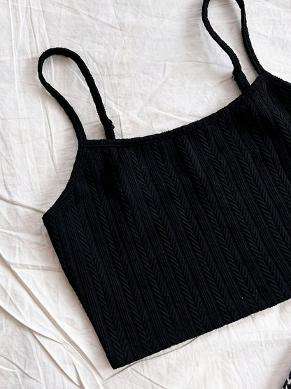 Dam Set – Trendigt Semesterkit med Crop Top och Blommig Kjol, Perfekt för Sommaren