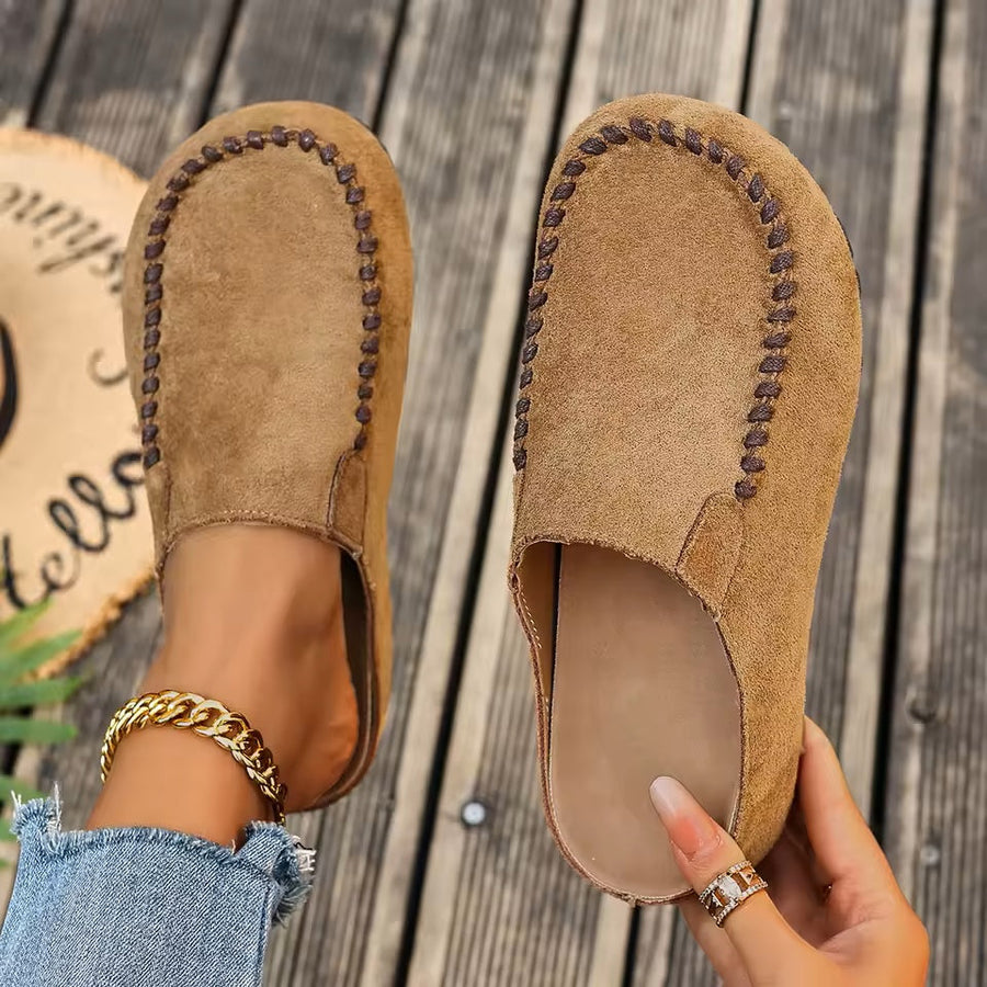 Mockasin Toffel för Dam med Dekorativ Söm, Bekväm Slip-on Modell