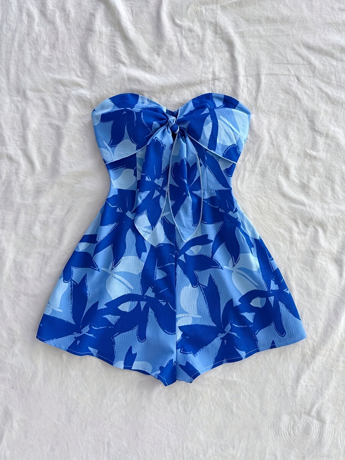 Dam Playsuit Strandstil med Axelbandslös Söt Hjärtringning och Blommigt Mönster
