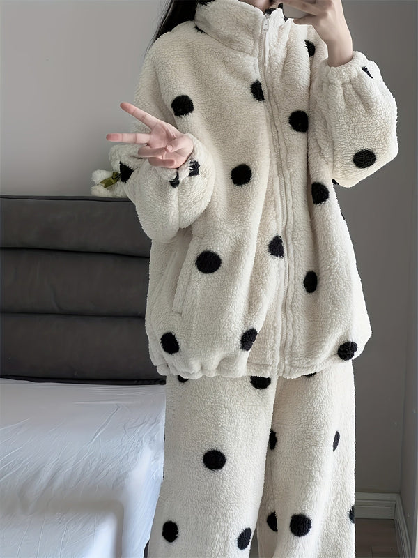 Dam Pyjamas Set i Fluffigt Material med Svarta Prickar och Dragkedja