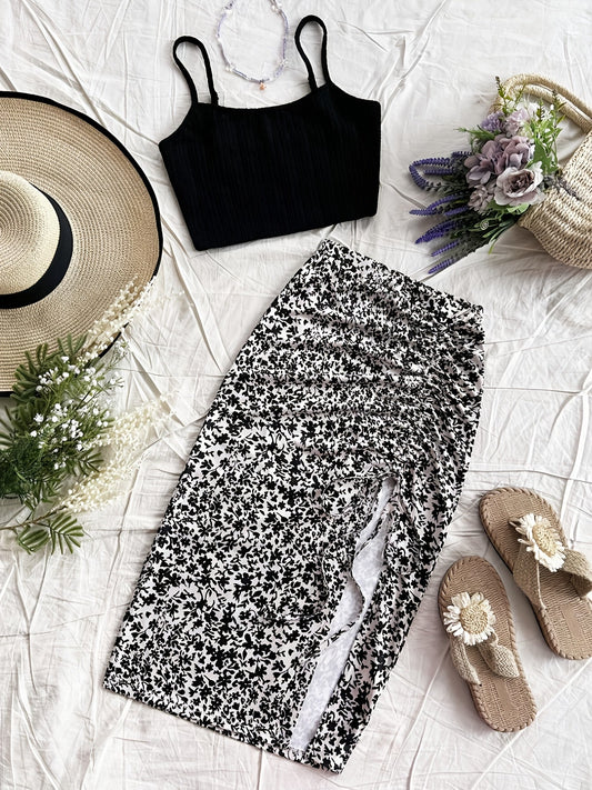 Dam Set – Trendigt Semesterkit med Crop Top och Blommig Kjol, Perfekt för Sommaren