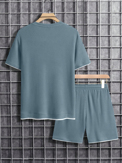 Herrarnas avslappnade set med t-shirt och shorts – perfekt för sommaren, sport och vardag