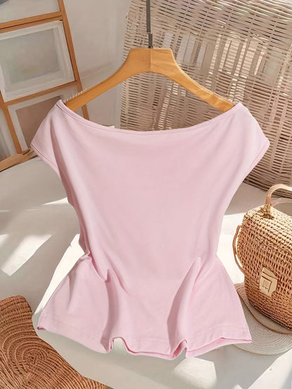 Dam Off-Shoulder Blus med Elegant Rynkdetalj och Romantisk Stil – Perfekt för Fest och Utekväll