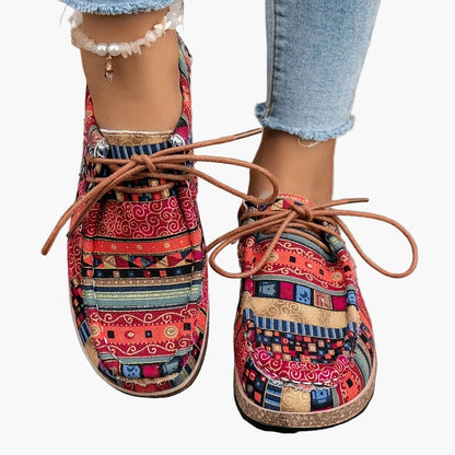 Damloafers med vintageinspirerat mönster – Bekväma vardagsskor med brogue-detaljer
