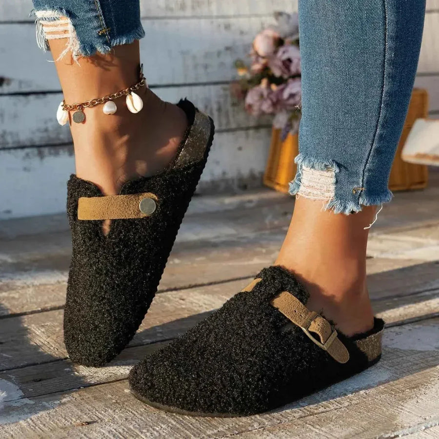 Fuzzy Mules för Dam, Varm Teddytoffla med Justerbart Spänne, Vit