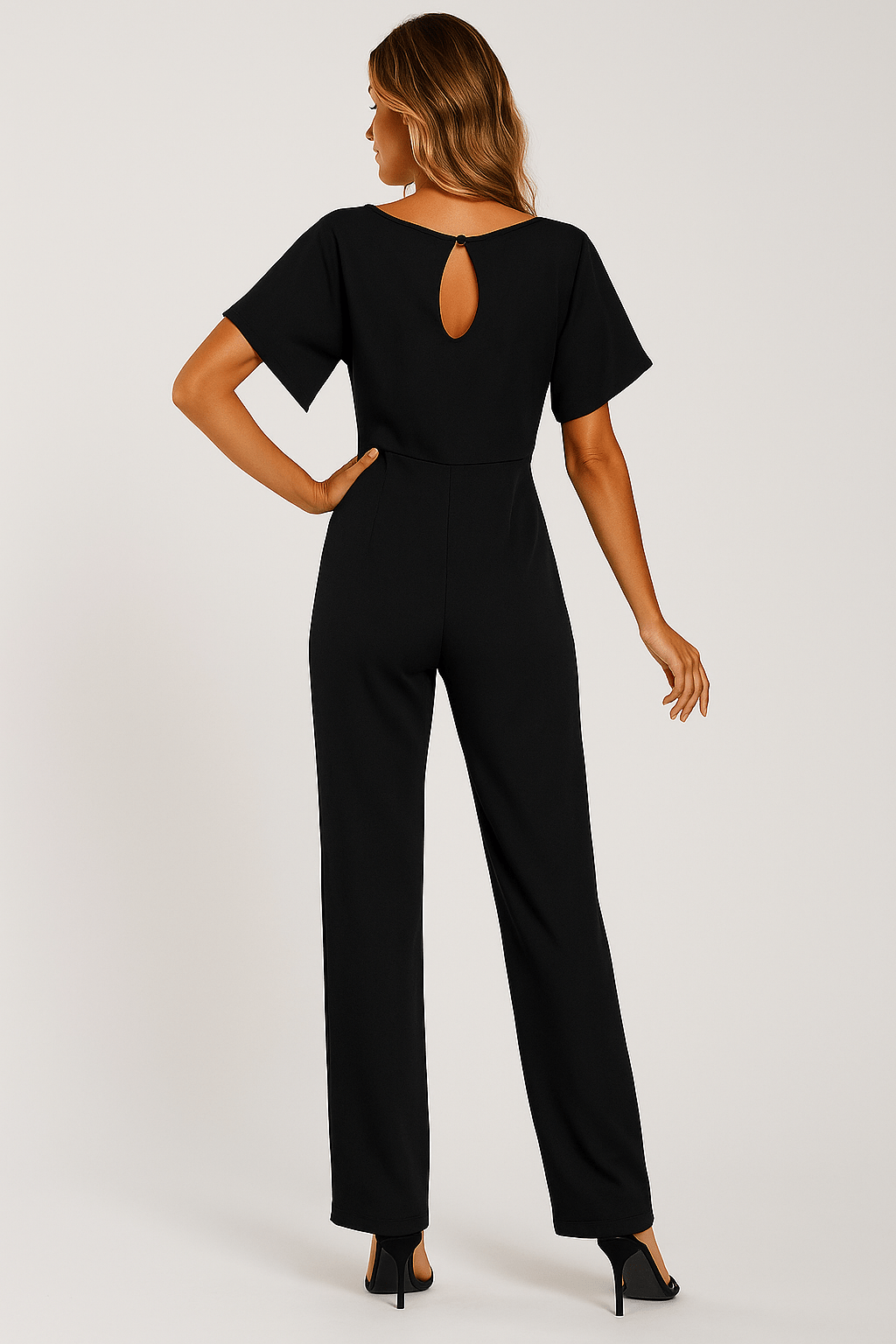 Dam Jumpsuit med Knytband i Midjan – Elegant och Mångsidig Fest- och Vardagsoutfit