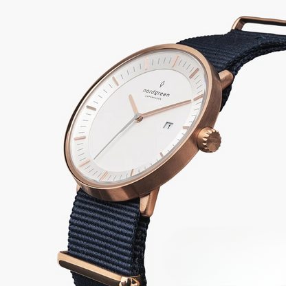 Charlotte – Unisex filosofklocka med konstläderarmband