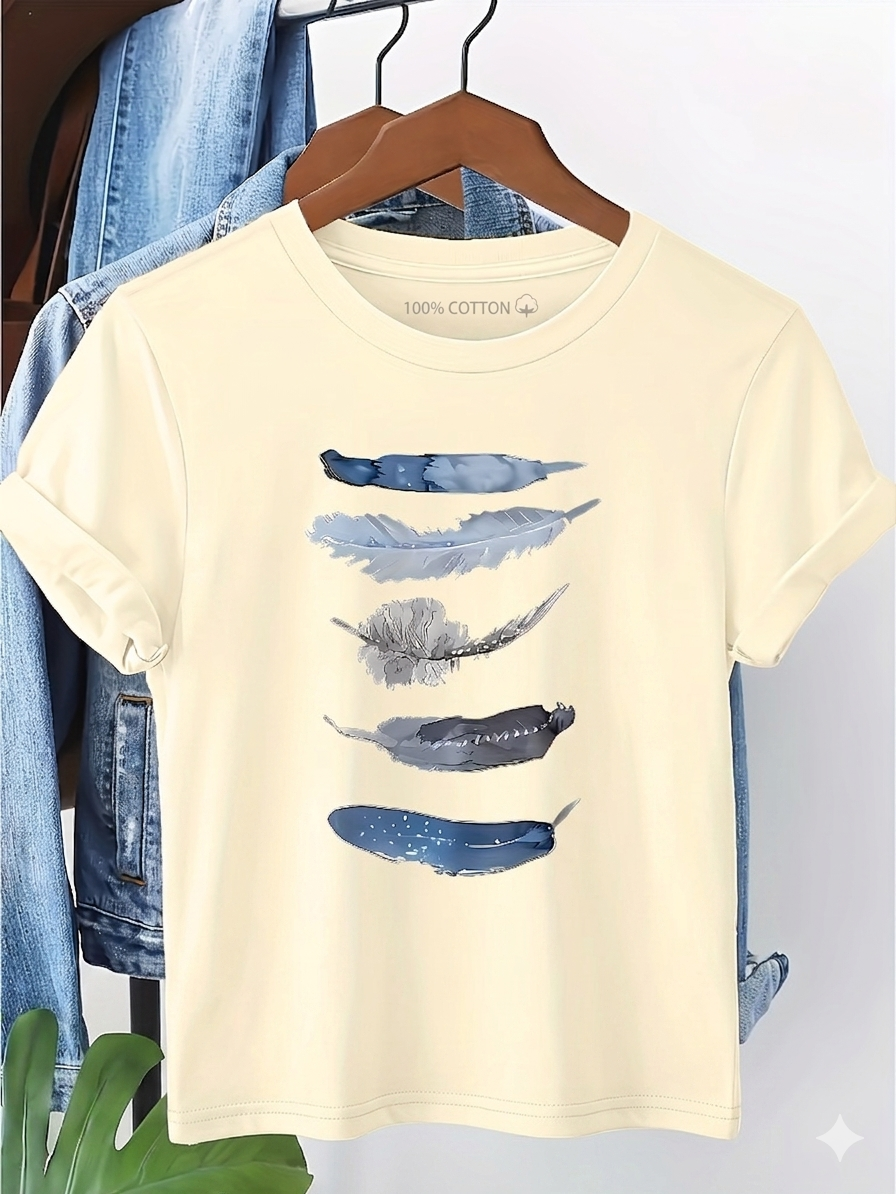 Dam T-shirt med konstnärliga fjädermotiv – avslappnad vardagsstil