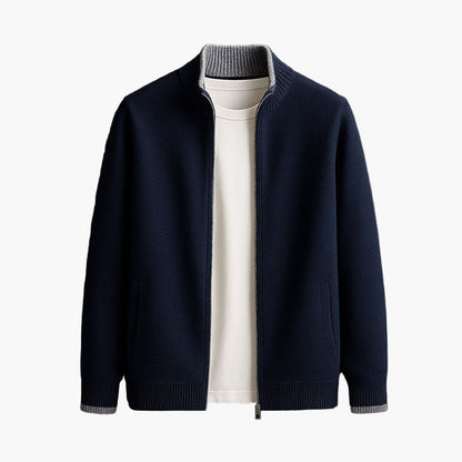 Herrjacka stickad med dragkedja – minimalistisk och modern vardagsstil